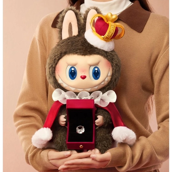 [NEW] POP MART Labubu Let's Checkmate King Vinyl Plush Doll Large - Picture 10 of 12